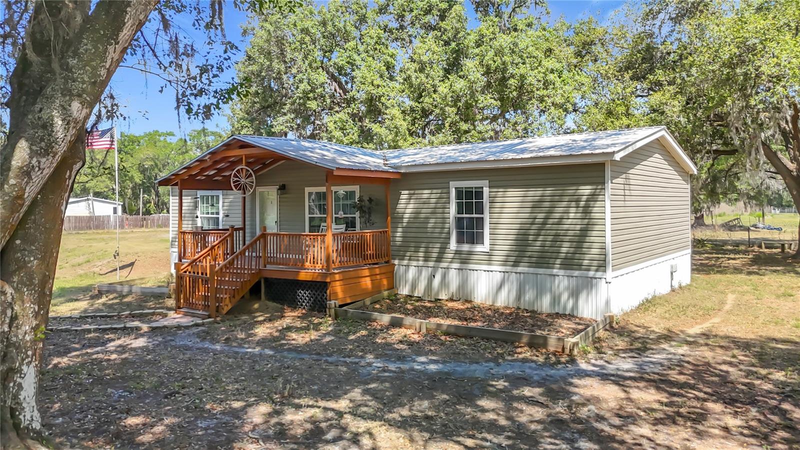 Image 3 of 47 For 40949 Jerry Road