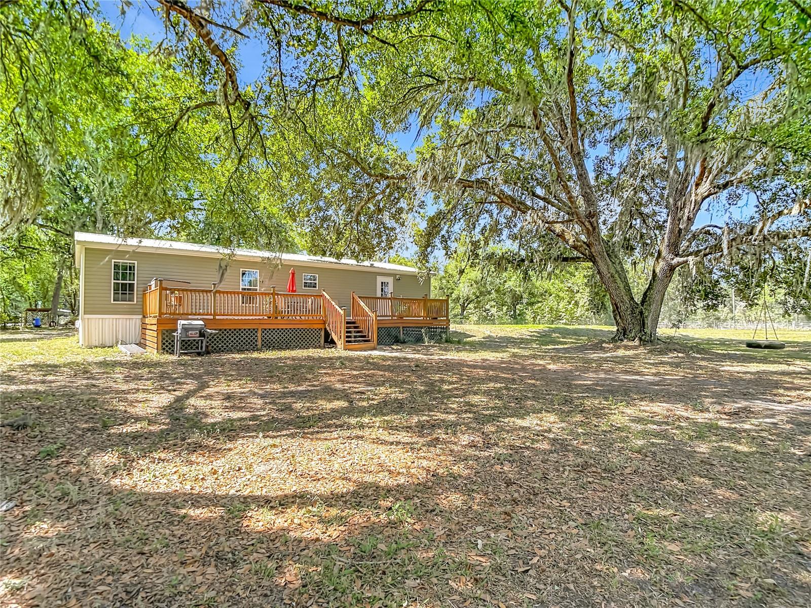Image 42 of 47 For 40949 Jerry Road