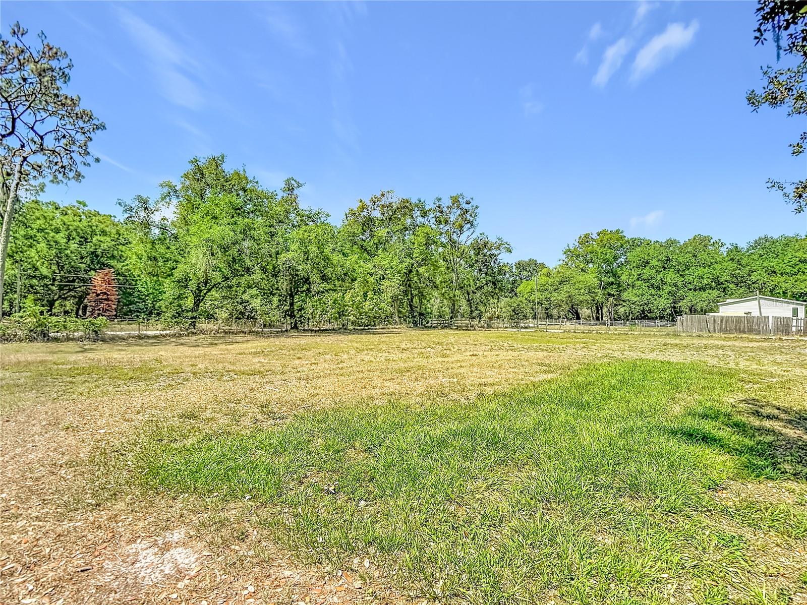Image 43 of 47 For 40949 Jerry Road