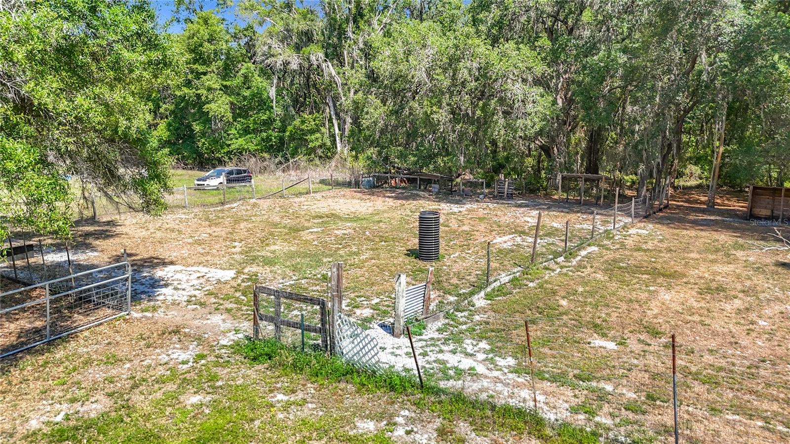 Image 44 of 47 For 40949 Jerry Road