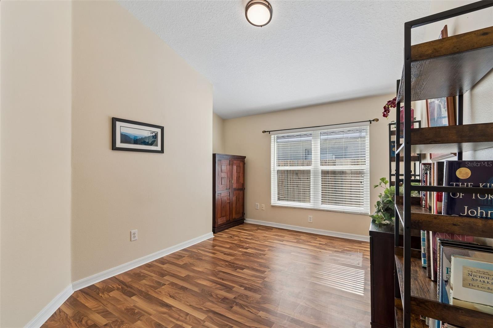 Image 9 of 51 For 30816 Midtown Court