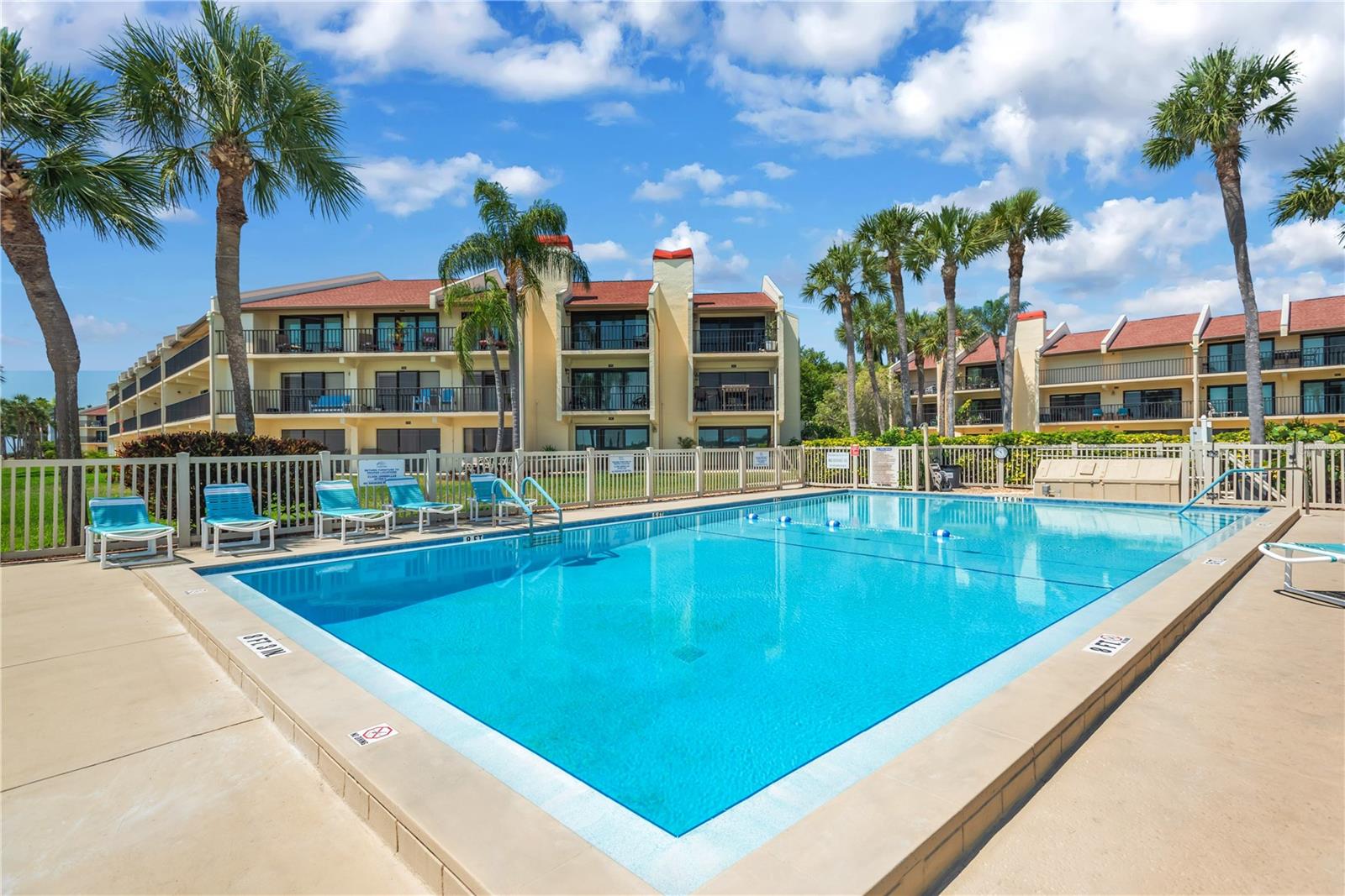 Image 11 of 43 For 7520 Sunshine Skyway Lane S P5