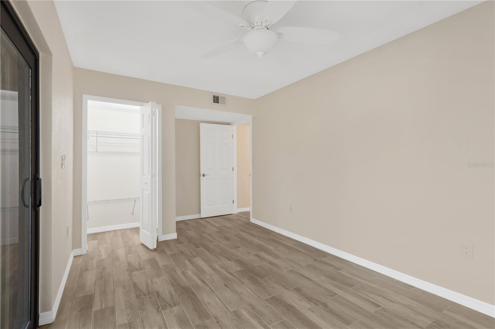 Image 32 of 43 For 7520 Sunshine Skyway Lane S P5