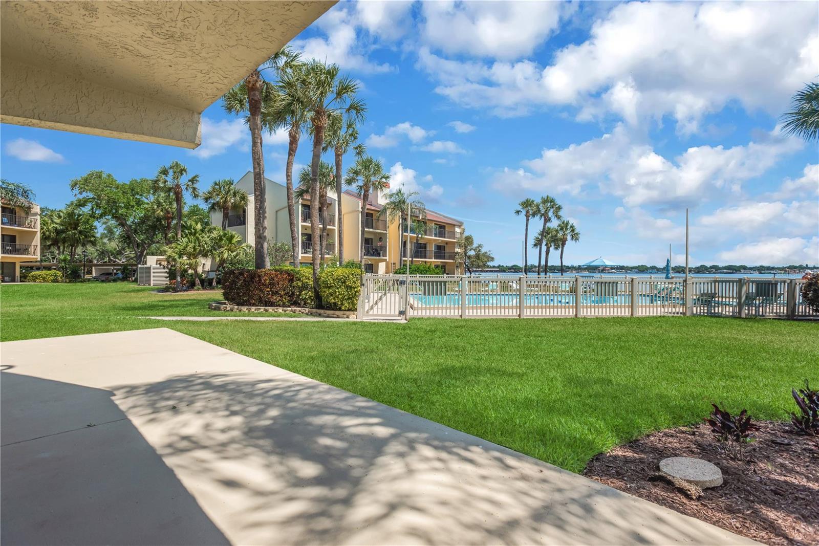 Image 37 of 43 For 7520 Sunshine Skyway Lane S P5