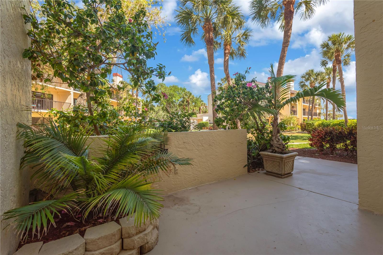 Image 6 of 43 For 7520 Sunshine Skyway Lane S P5