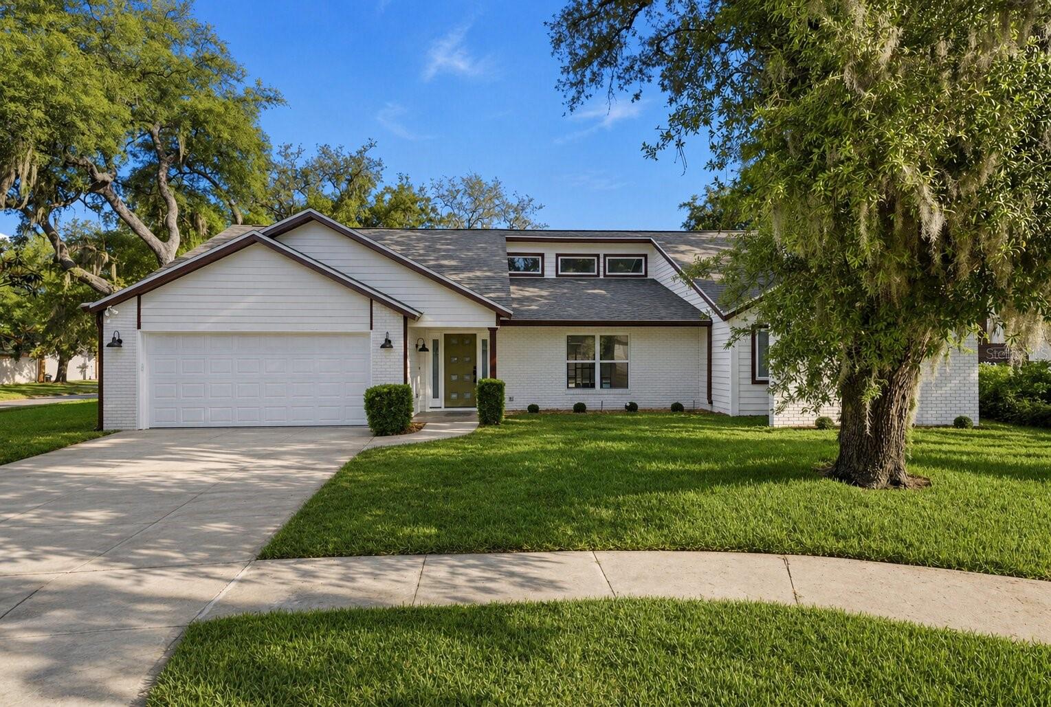 Details for 1204 Moondale Court, VALRICO, FL 33596