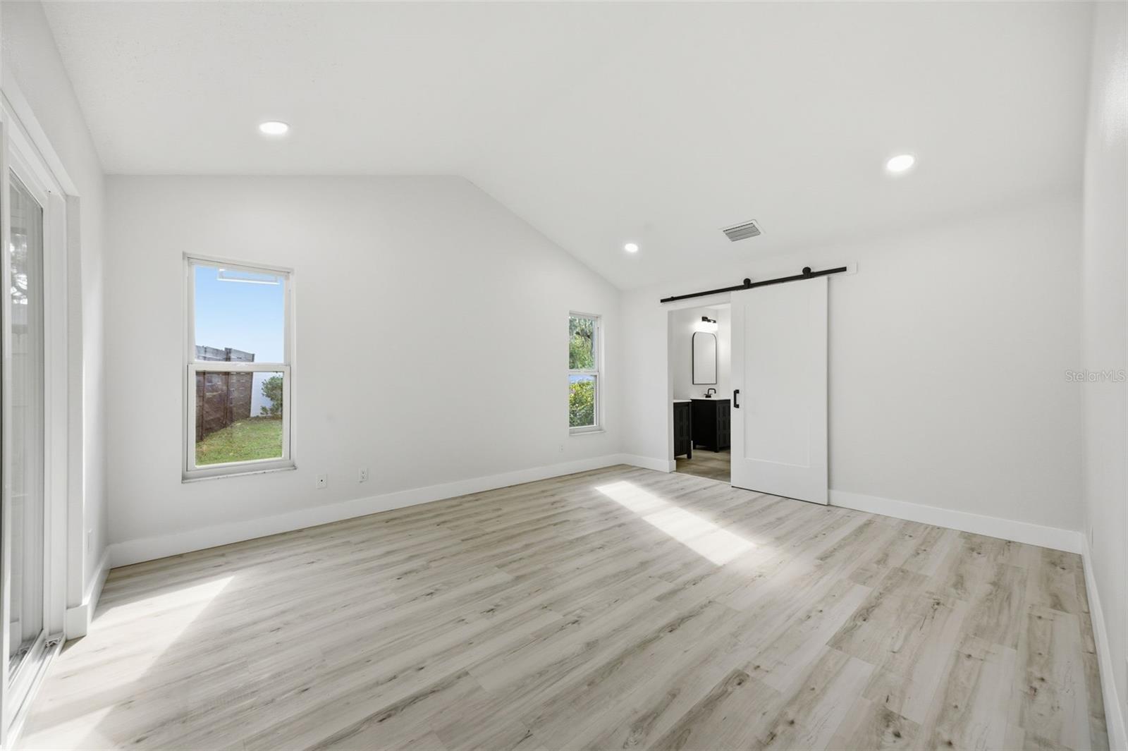 Image 15 of 50 For 1204 Moondale Court