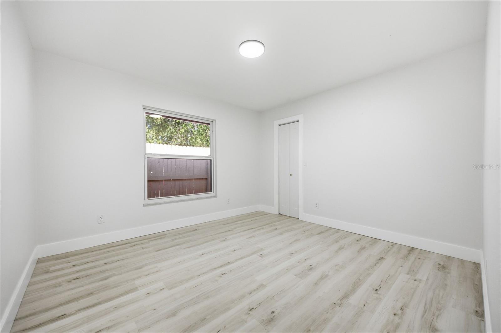 Image 19 of 50 For 1204 Moondale Court