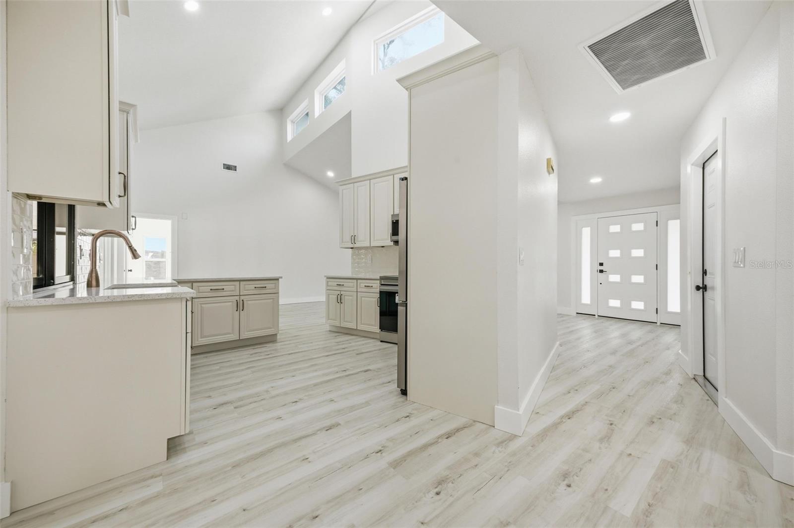 Image 2 of 50 For 1204 Moondale Court