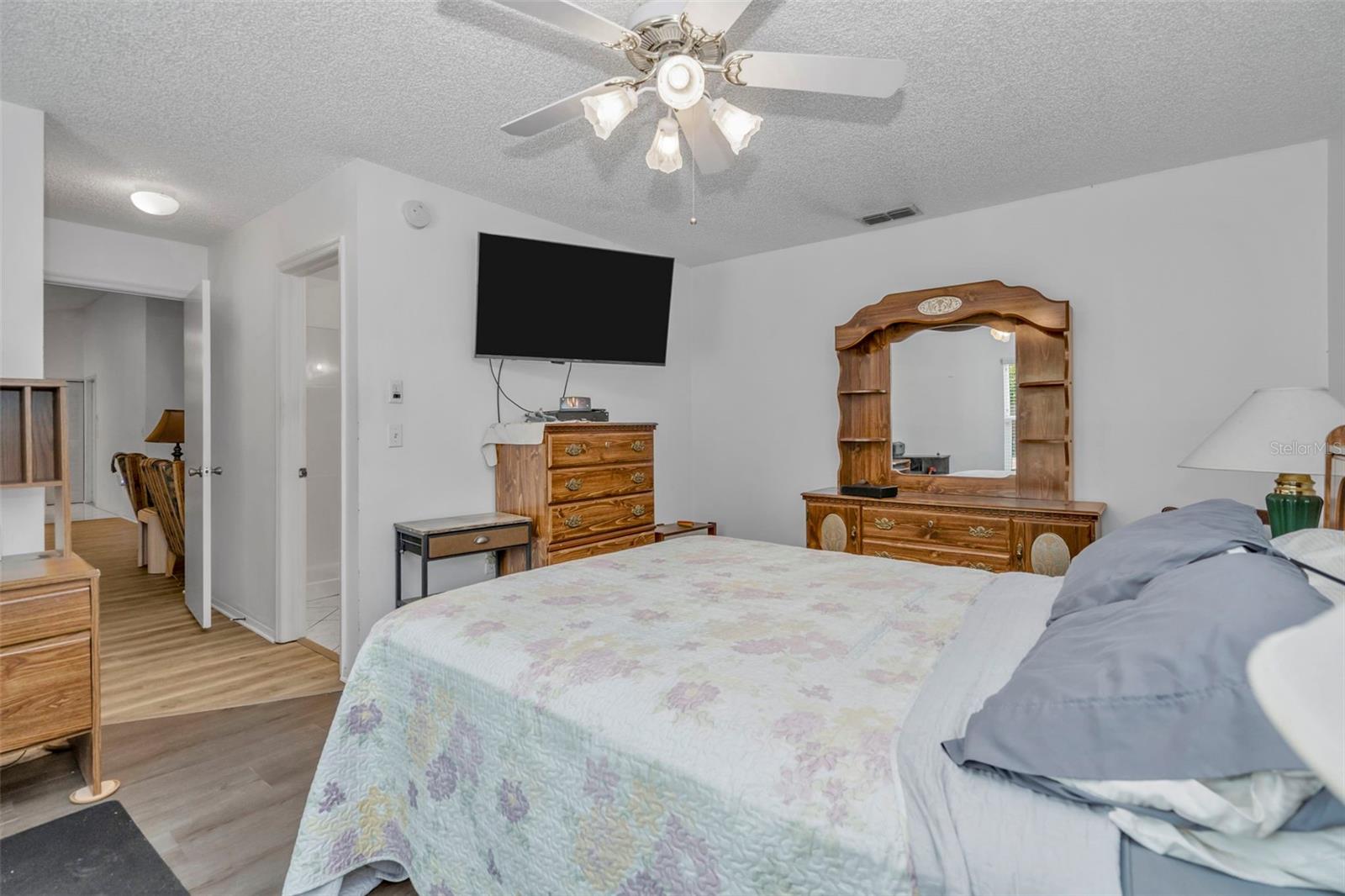 Image 11 of 43 For 3503 5th Avenue W