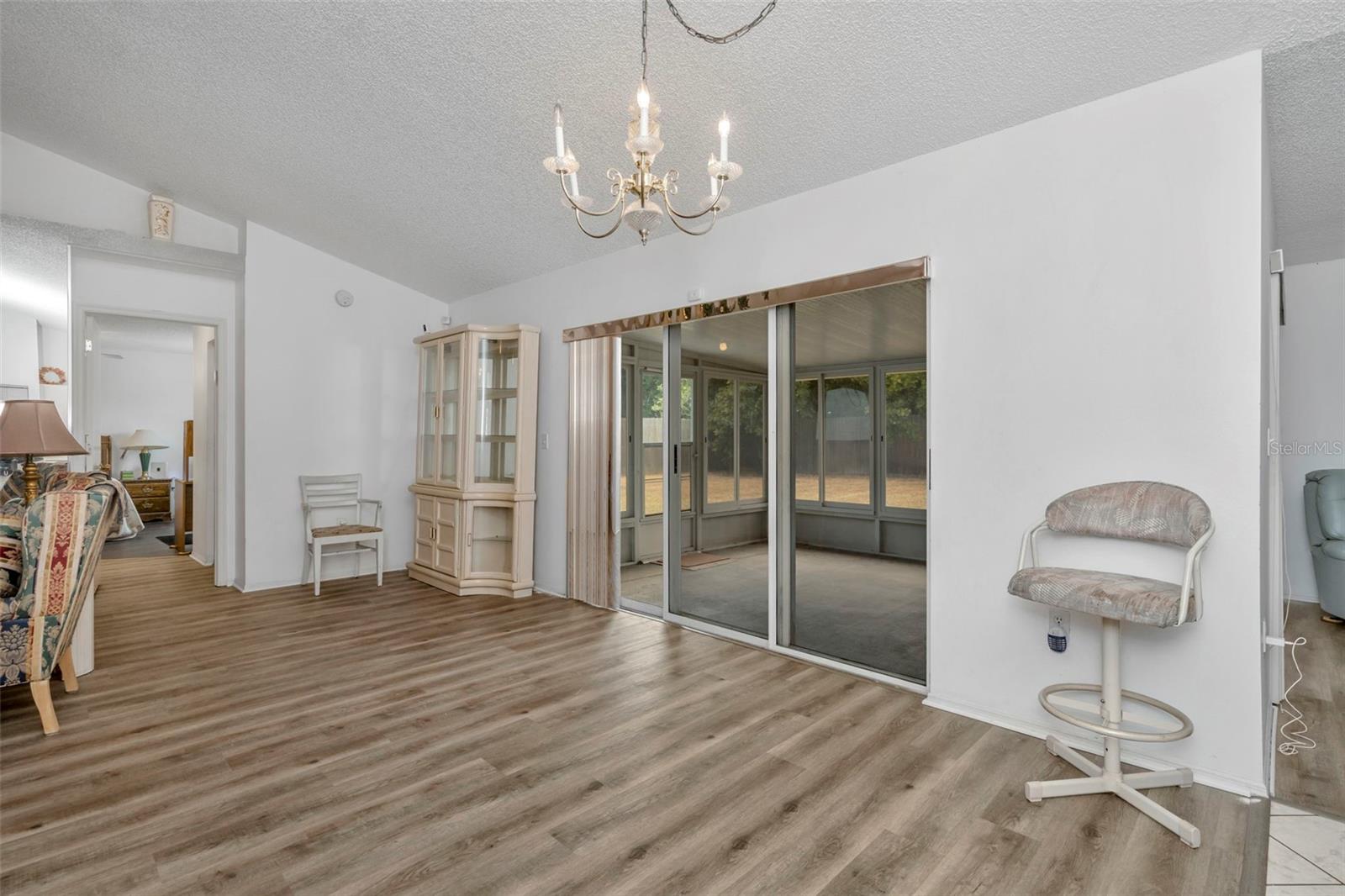 Image 16 of 43 For 3503 5th Avenue W