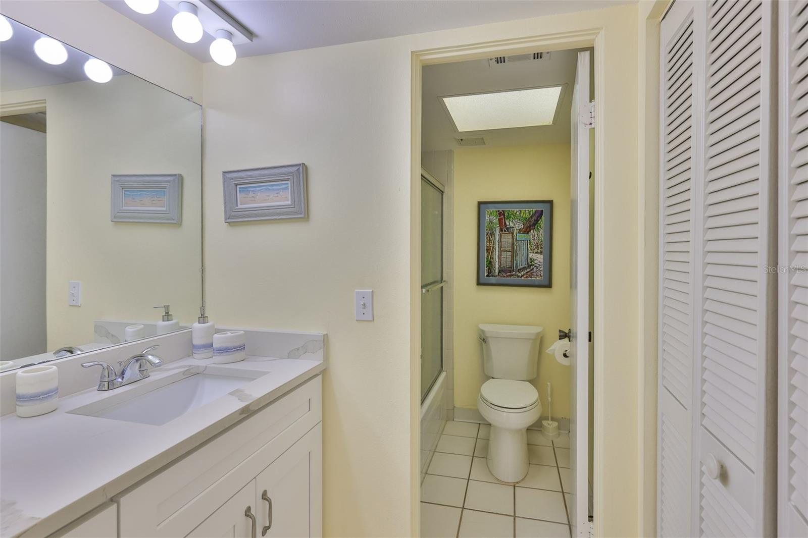 Image 17 of 34 For 1028 Apollo Beach Boulevard 8