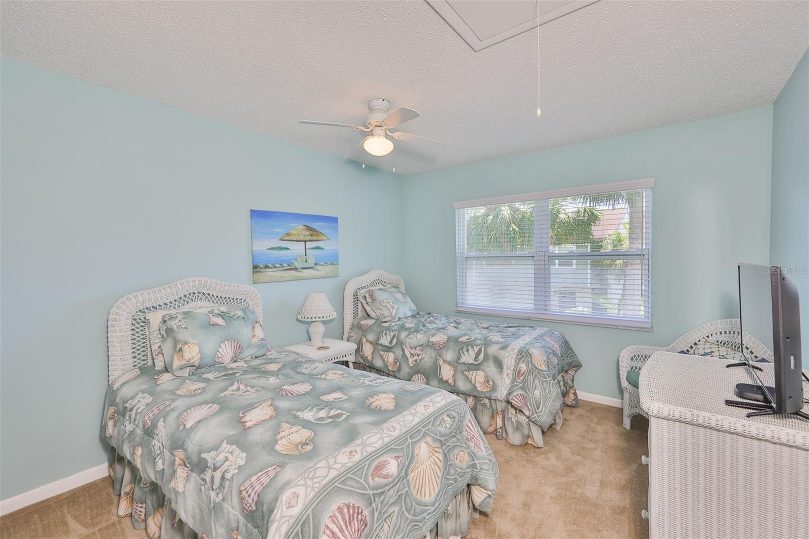 Image 19 of 34 For 1028 Apollo Beach Boulevard 8