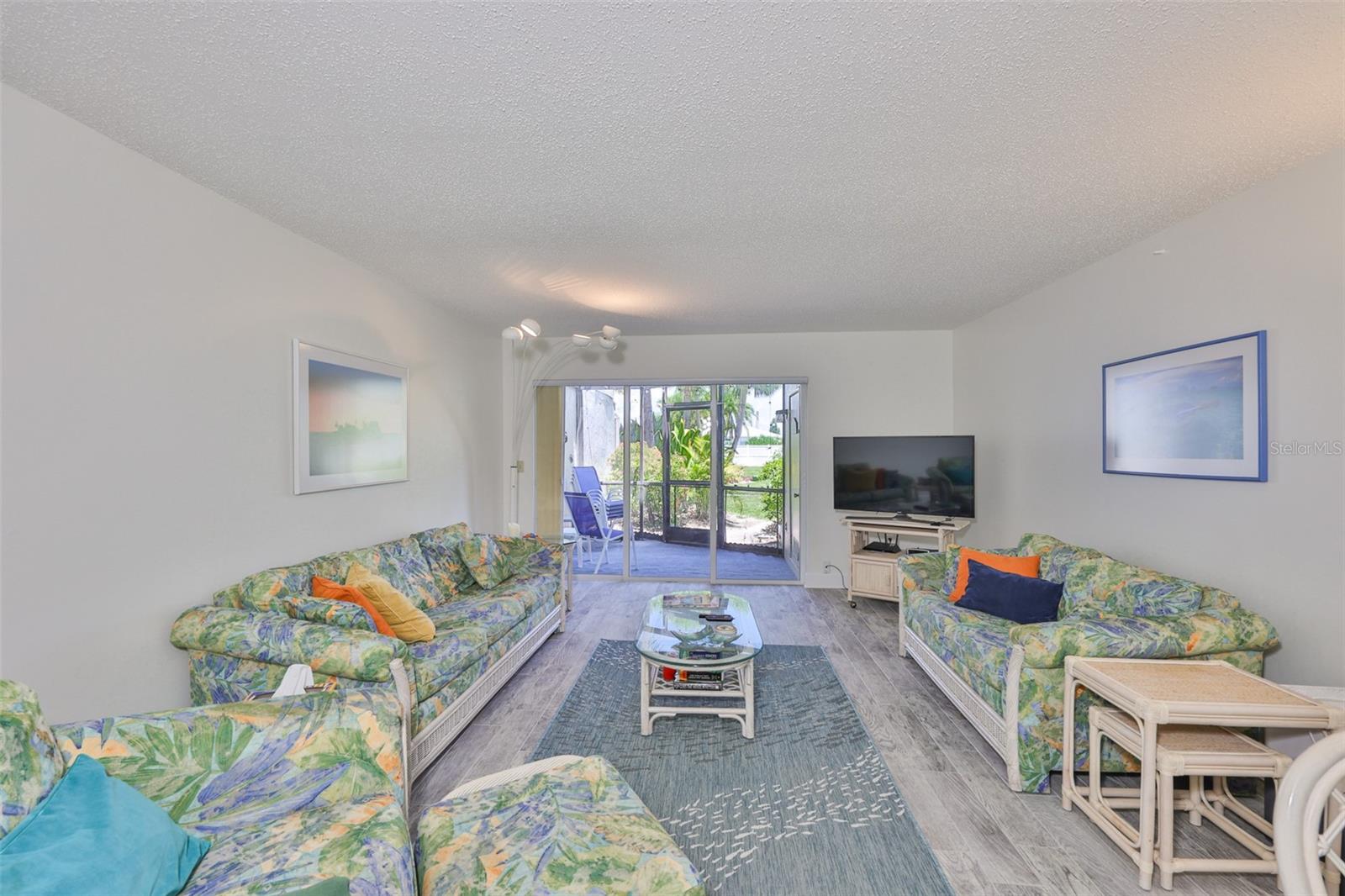 Image 9 of 34 For 1028 Apollo Beach Boulevard 8