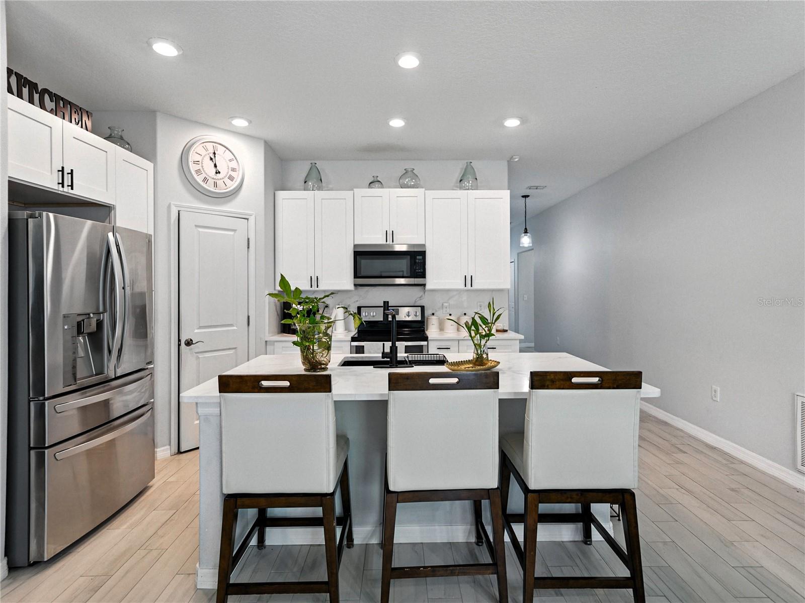 Image 11 of 41 For 149 Cascade Bend Drive
