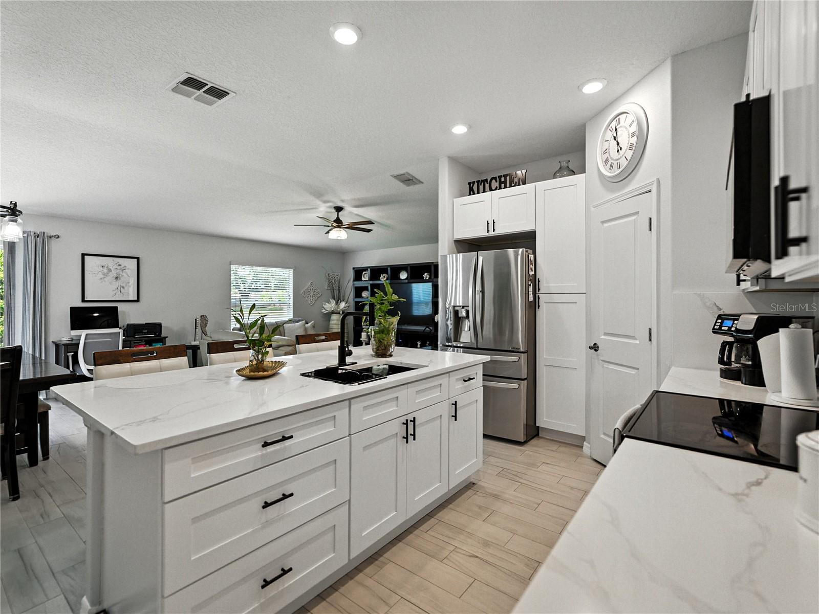 Image 22 of 41 For 149 Cascade Bend Drive