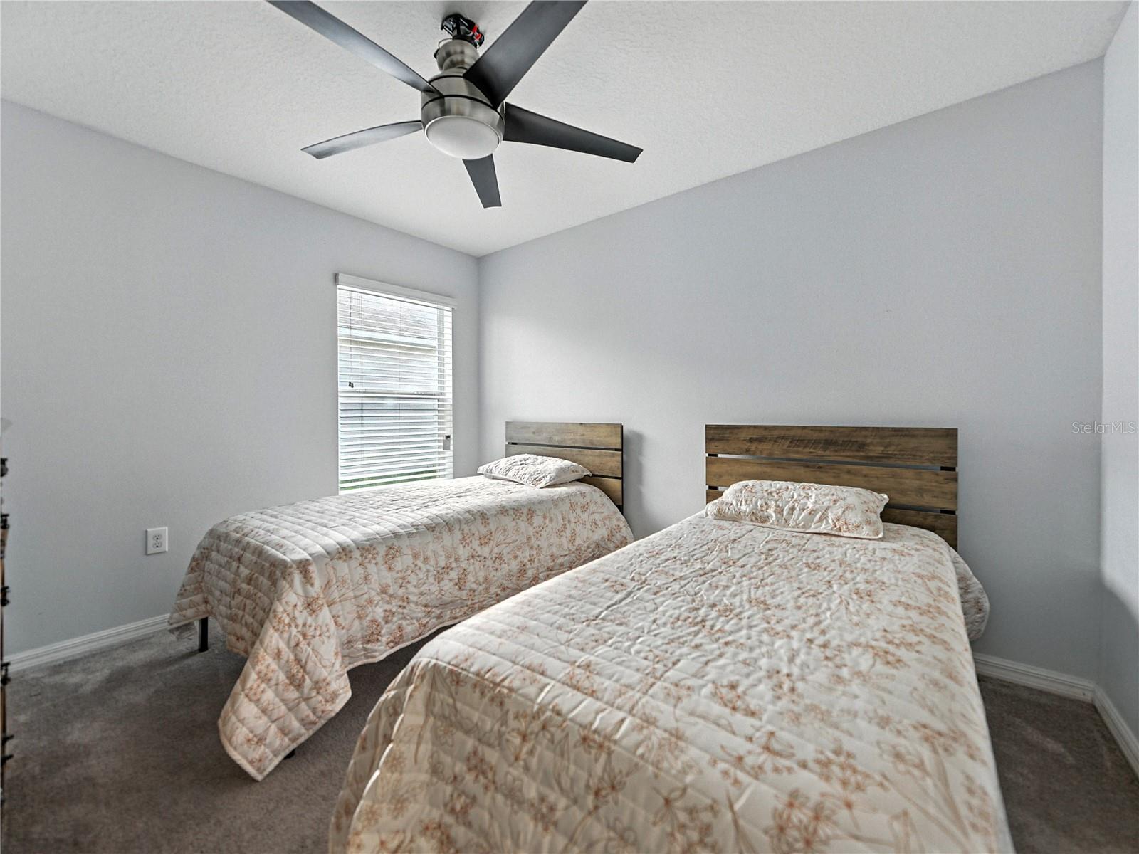Image 29 of 41 For 149 Cascade Bend Drive