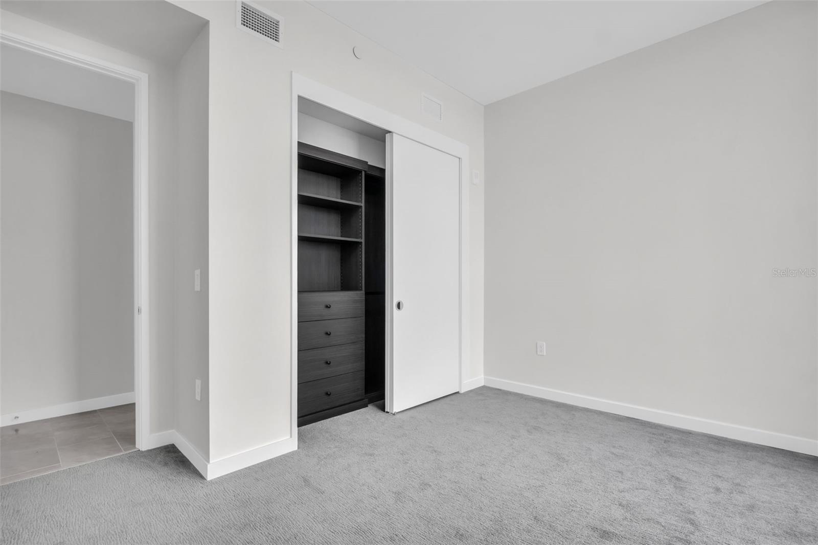 Image 34 of 78 For 400 Central Avenue 3002