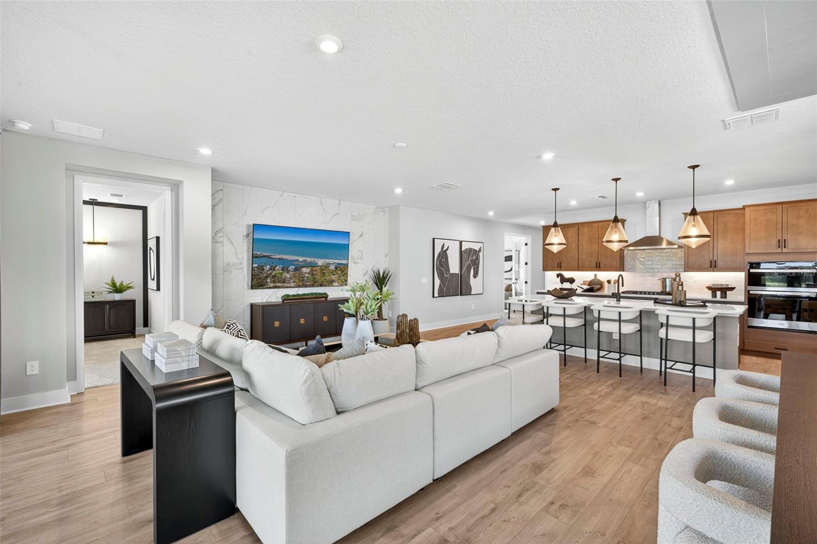 Image 12 of 33 For 9021 Sundance Terrace