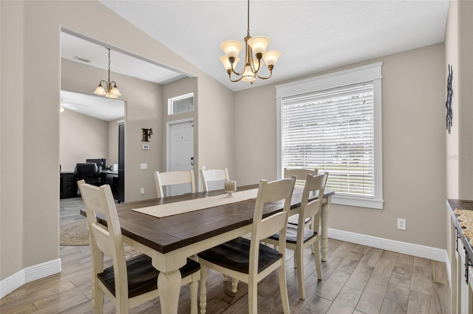 Image 10 of 91 For 4409 Windmill Pointe Drive