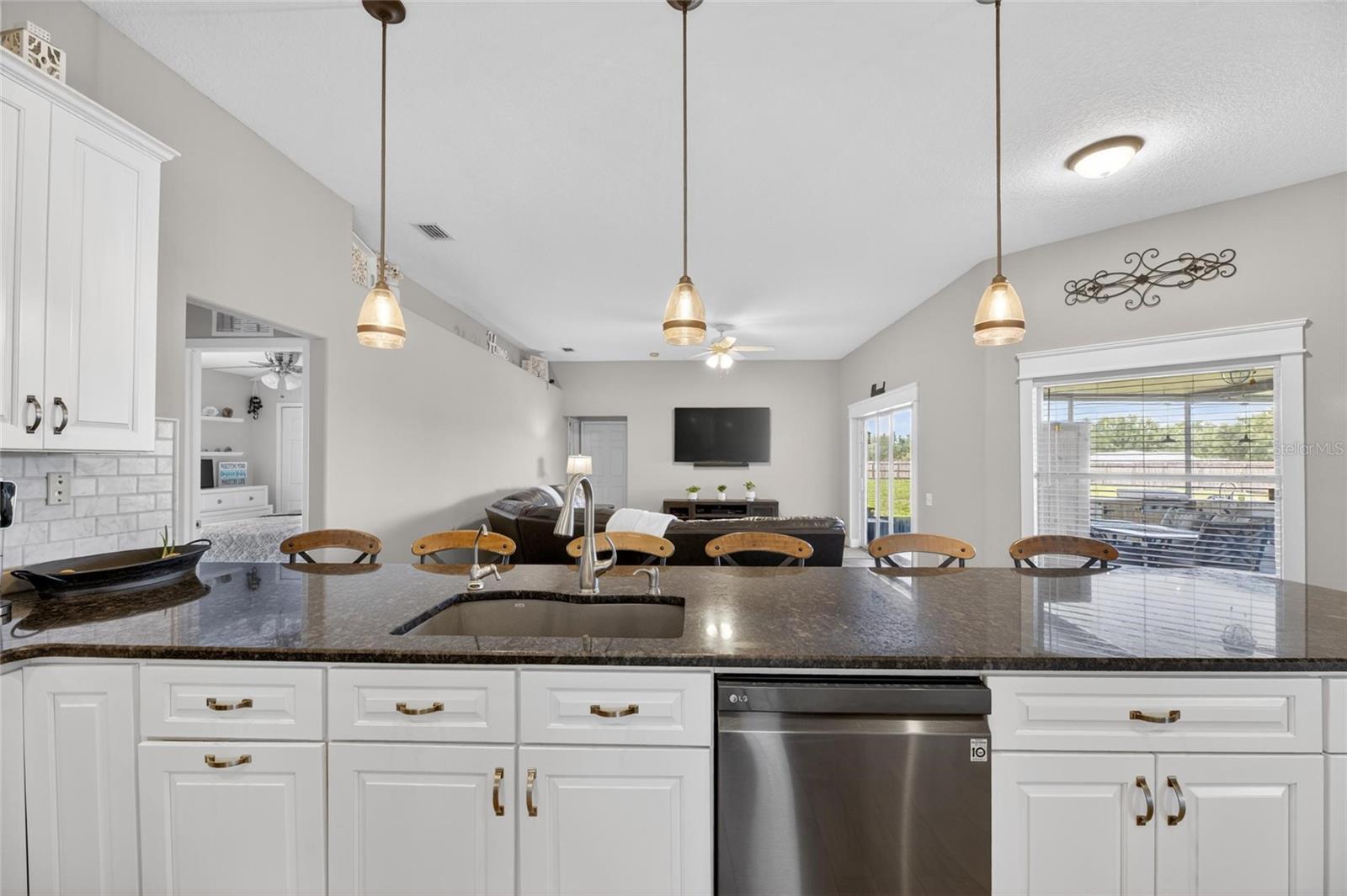 Image 17 of 91 For 4409 Windmill Pointe Drive