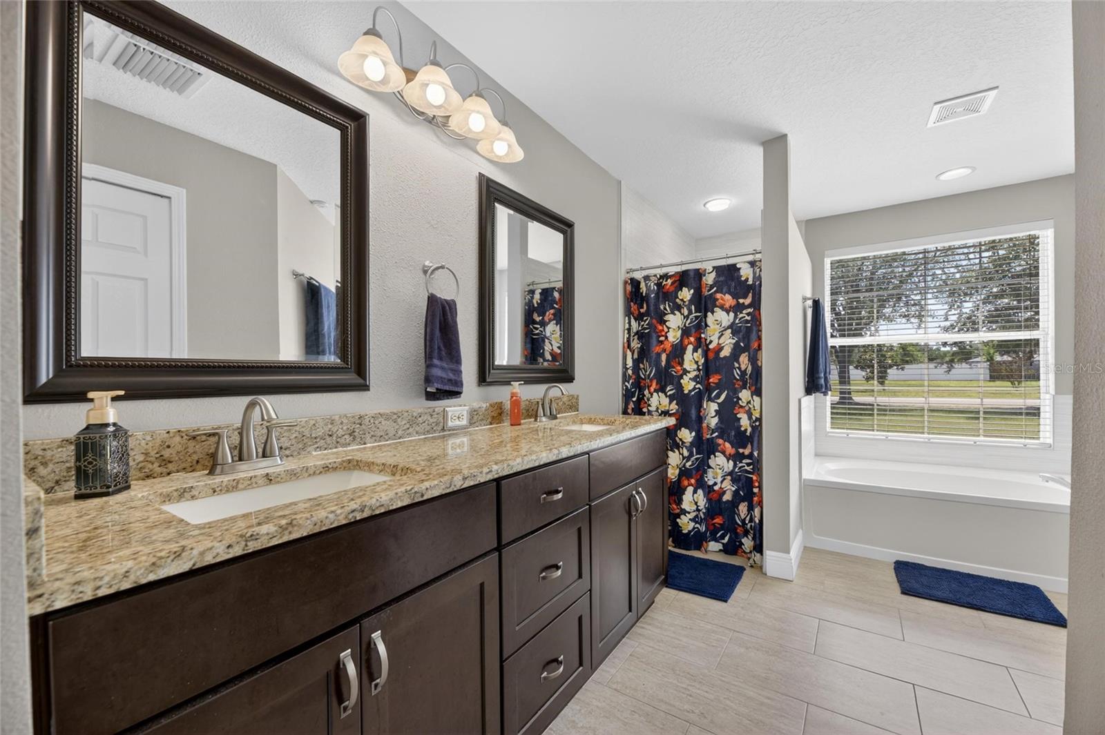 Image 32 of 91 For 4409 Windmill Pointe Drive