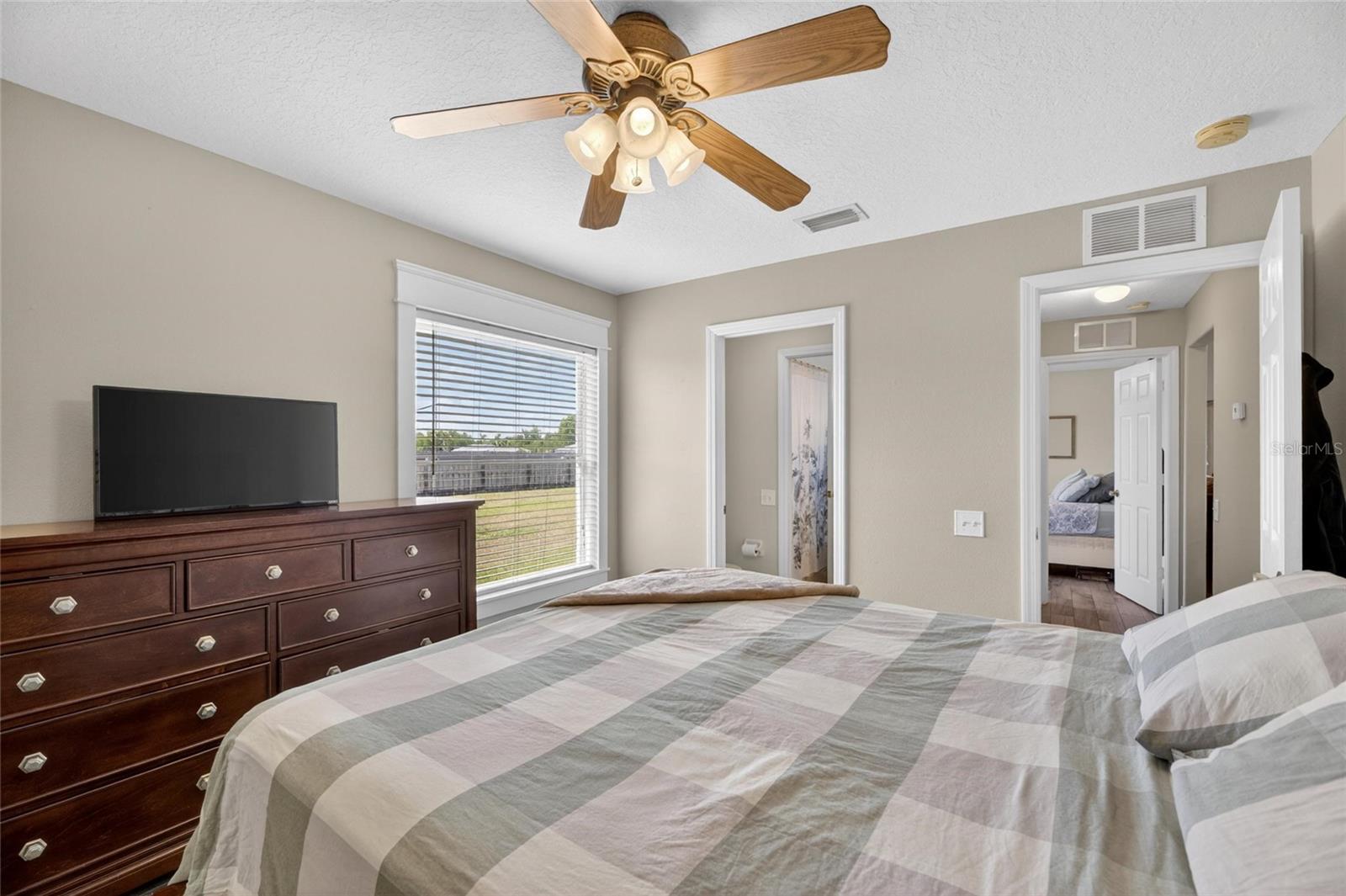 Image 35 of 91 For 4409 Windmill Pointe Drive