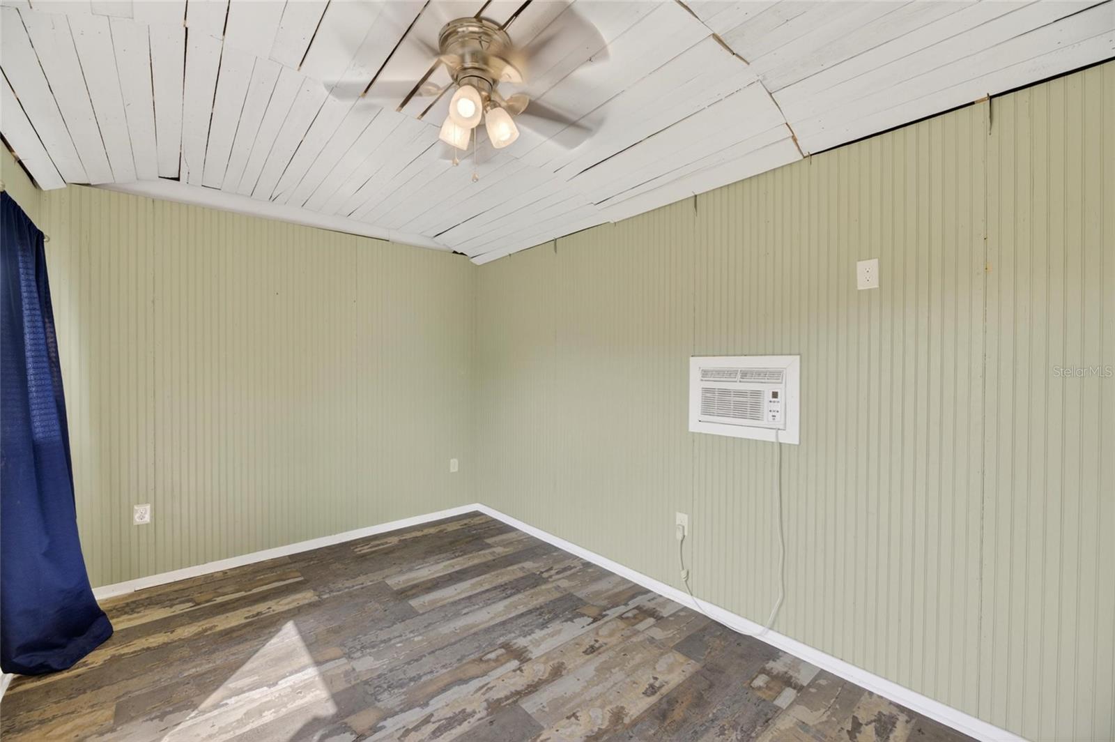 Image 61 of 91 For 4409 Windmill Pointe Drive