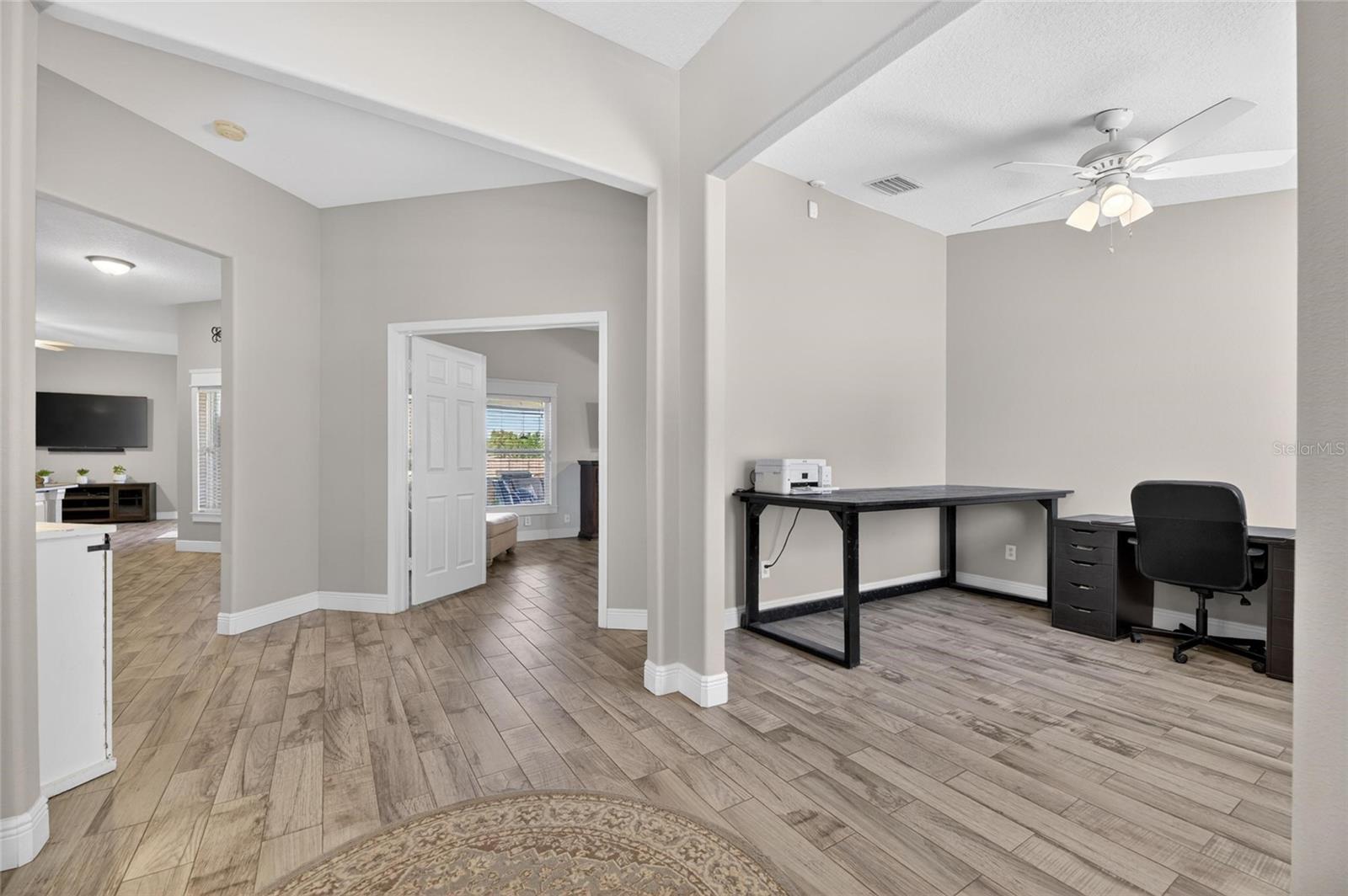 Image 8 of 91 For 4409 Windmill Pointe Drive