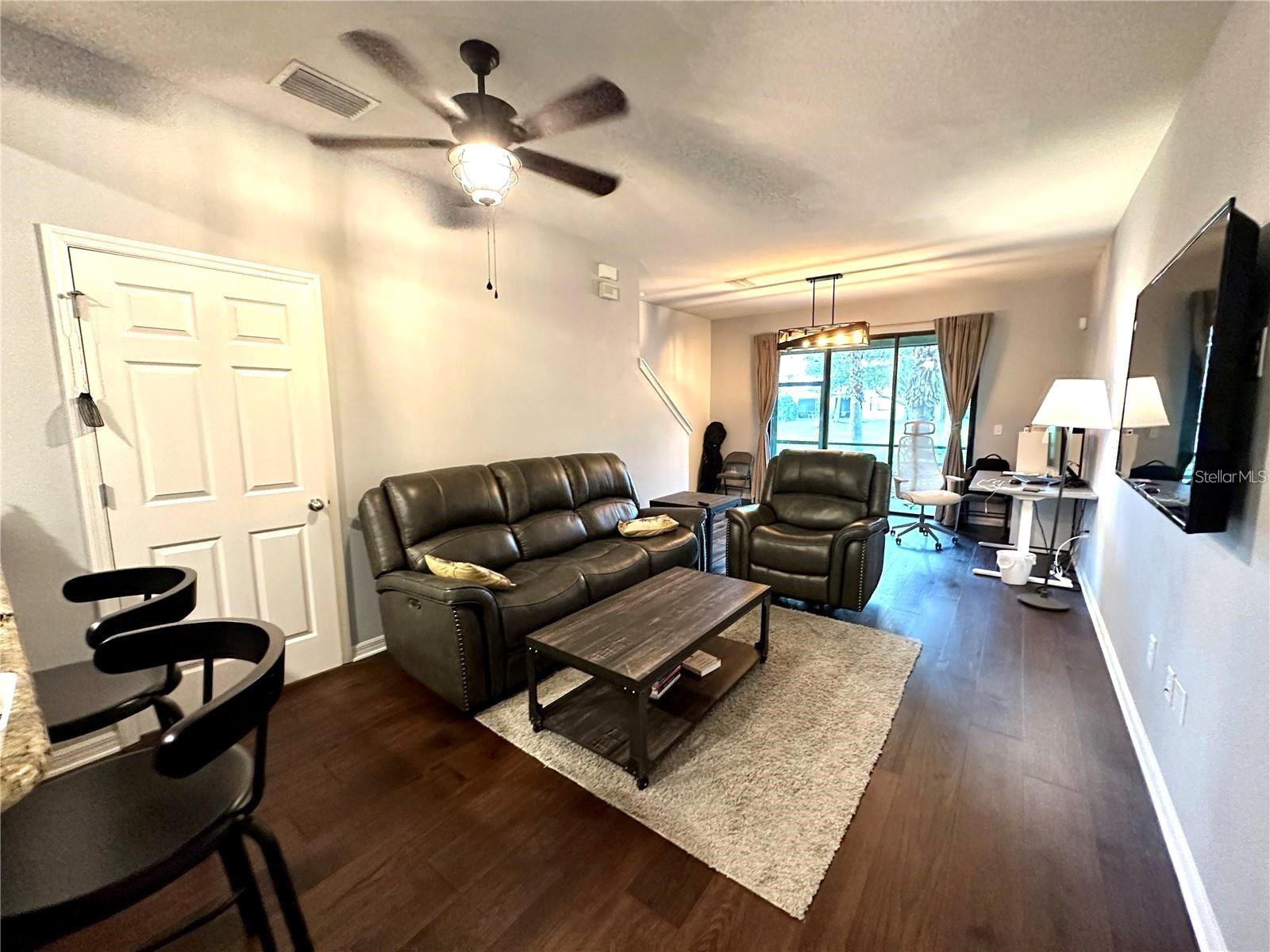 Image 4 of 21 For 1081 118th Terrace N