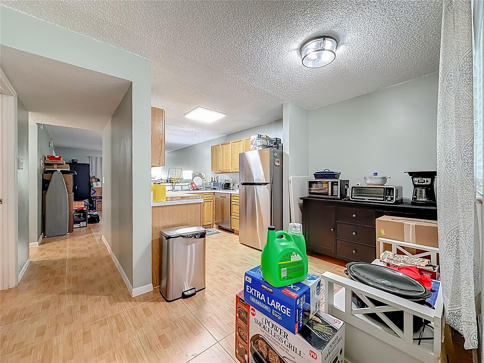 Image 6 of 21 For 11201 122nd Avenue 231