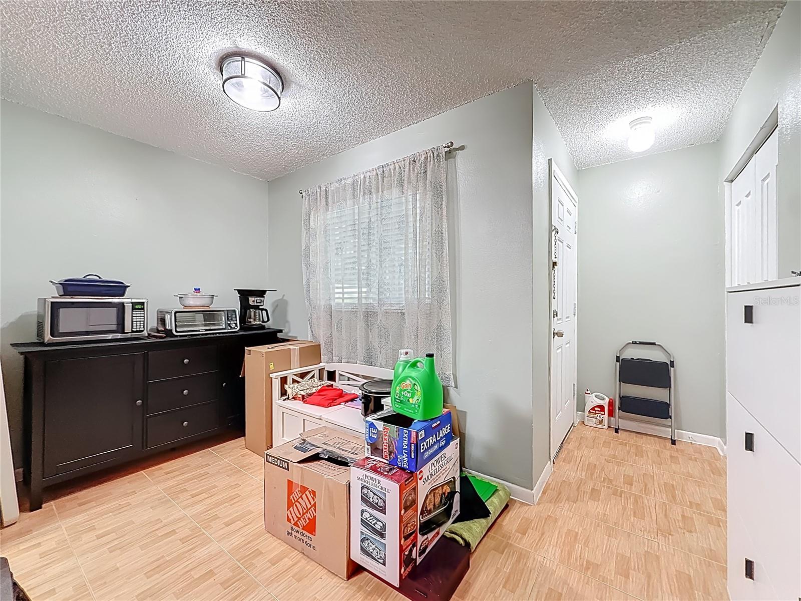 Image 7 of 21 For 11201 122nd Avenue 231