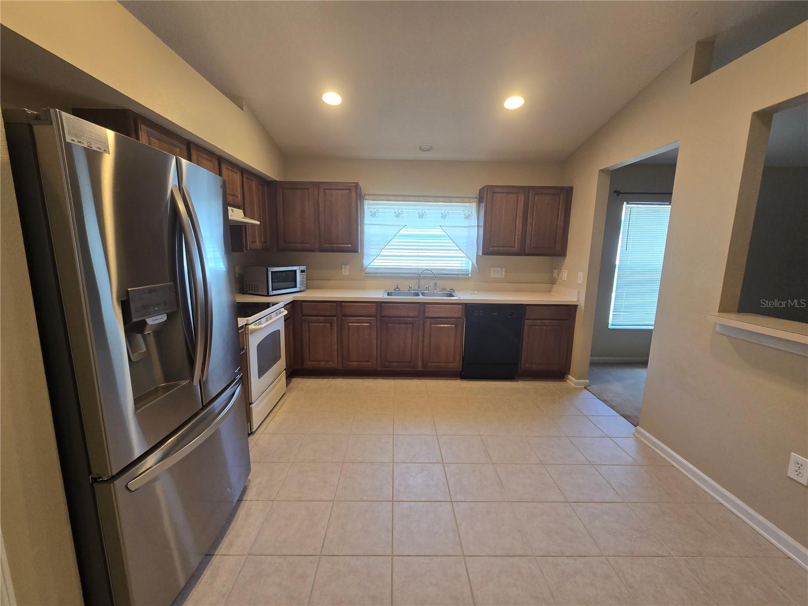 Image 11 of 44 For 7624 Granitville Drive