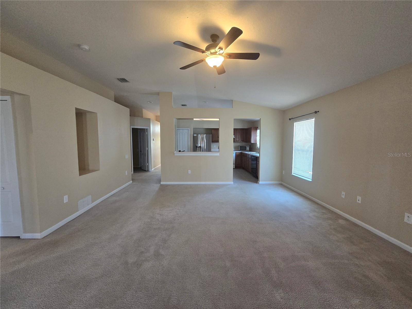 Image 18 of 44 For 7624 Granitville Drive