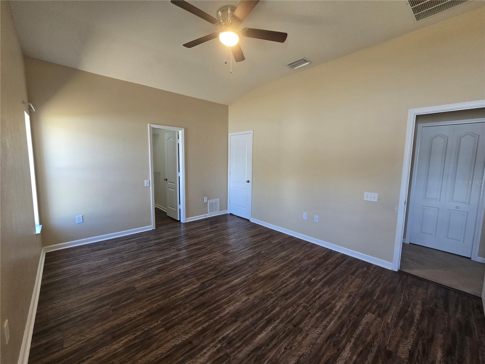 Image 21 of 44 For 7624 Granitville Drive