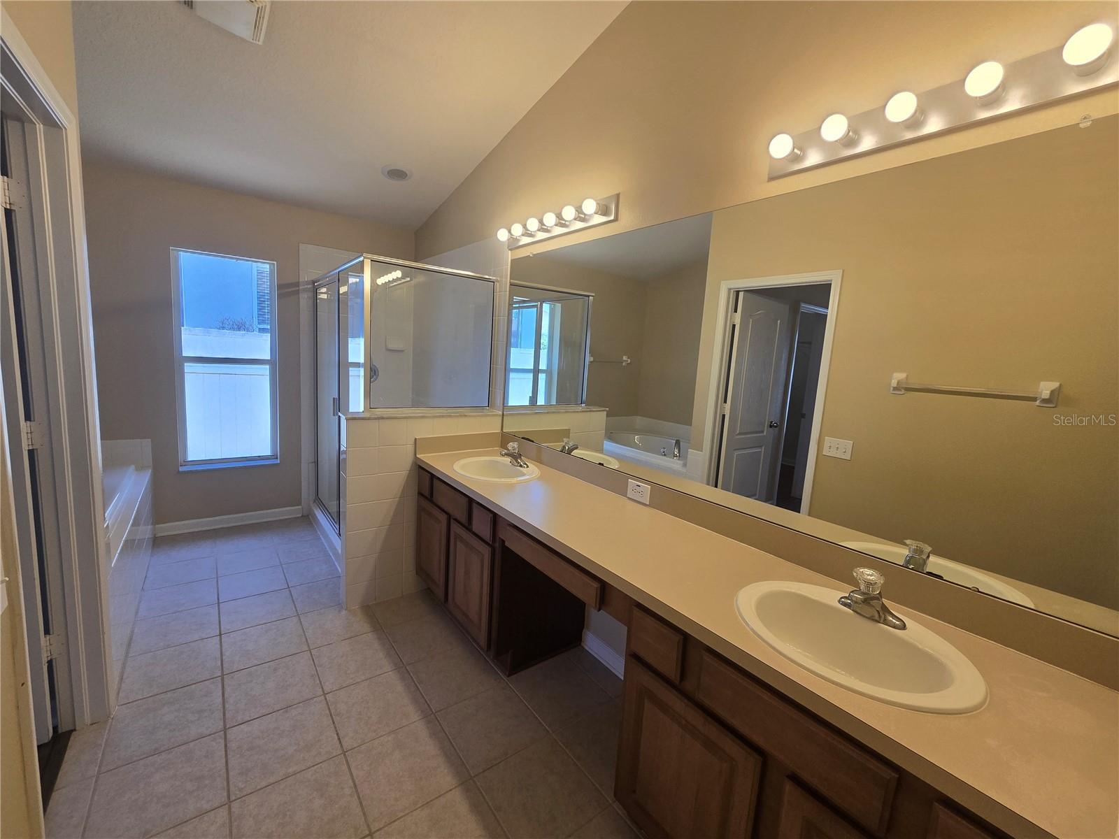 Image 24 of 44 For 7624 Granitville Drive