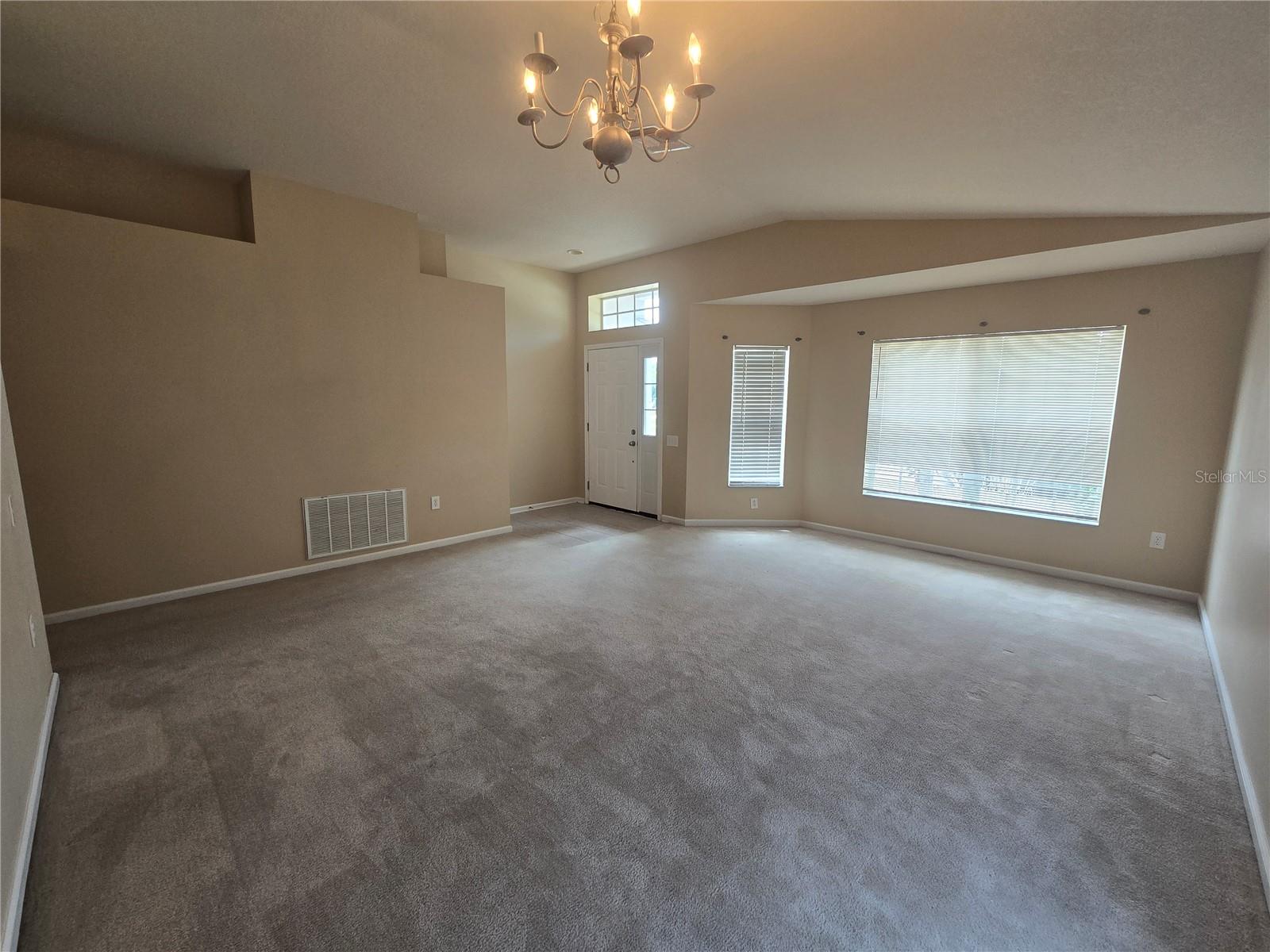 Image 9 of 44 For 7624 Granitville Drive