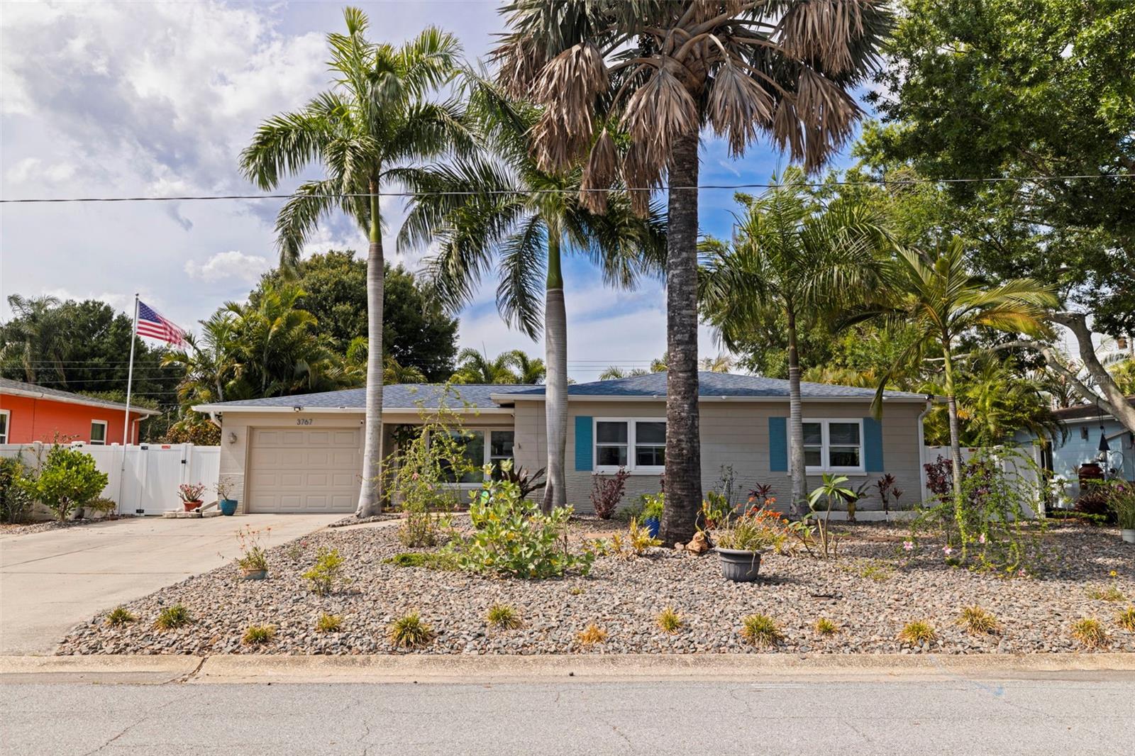Details for 3767 25th Avenue N, ST PETERSBURG, FL 33713