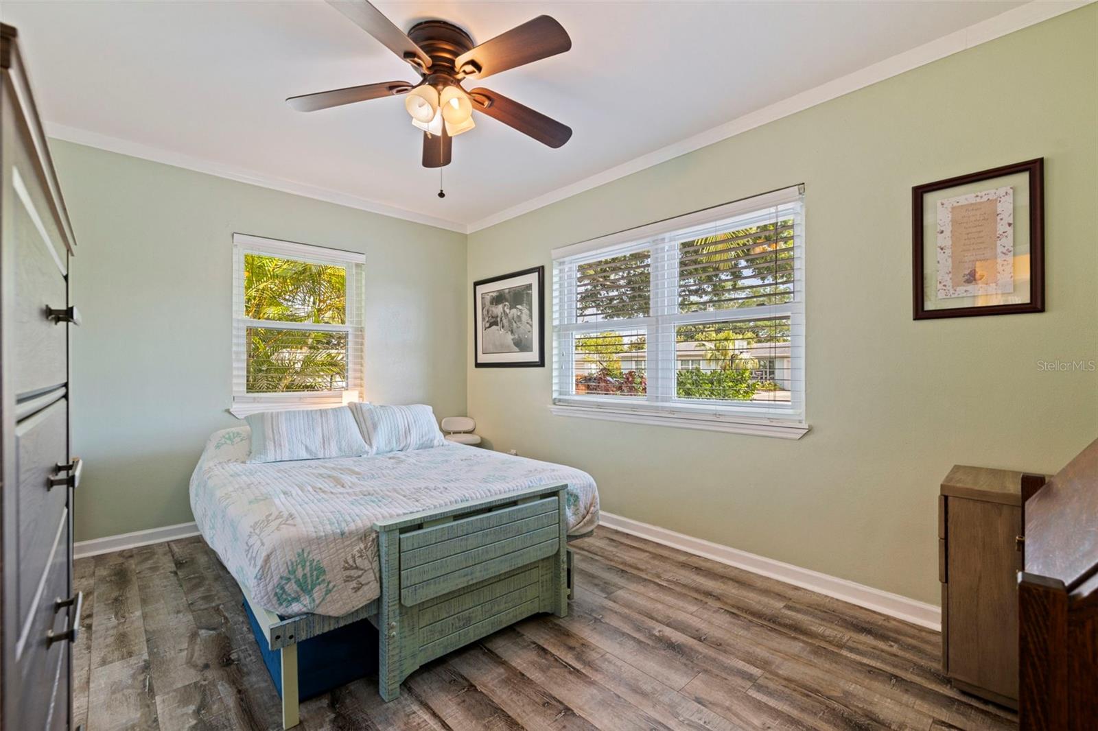 Image 11 of 37 For 3767 25th Avenue N