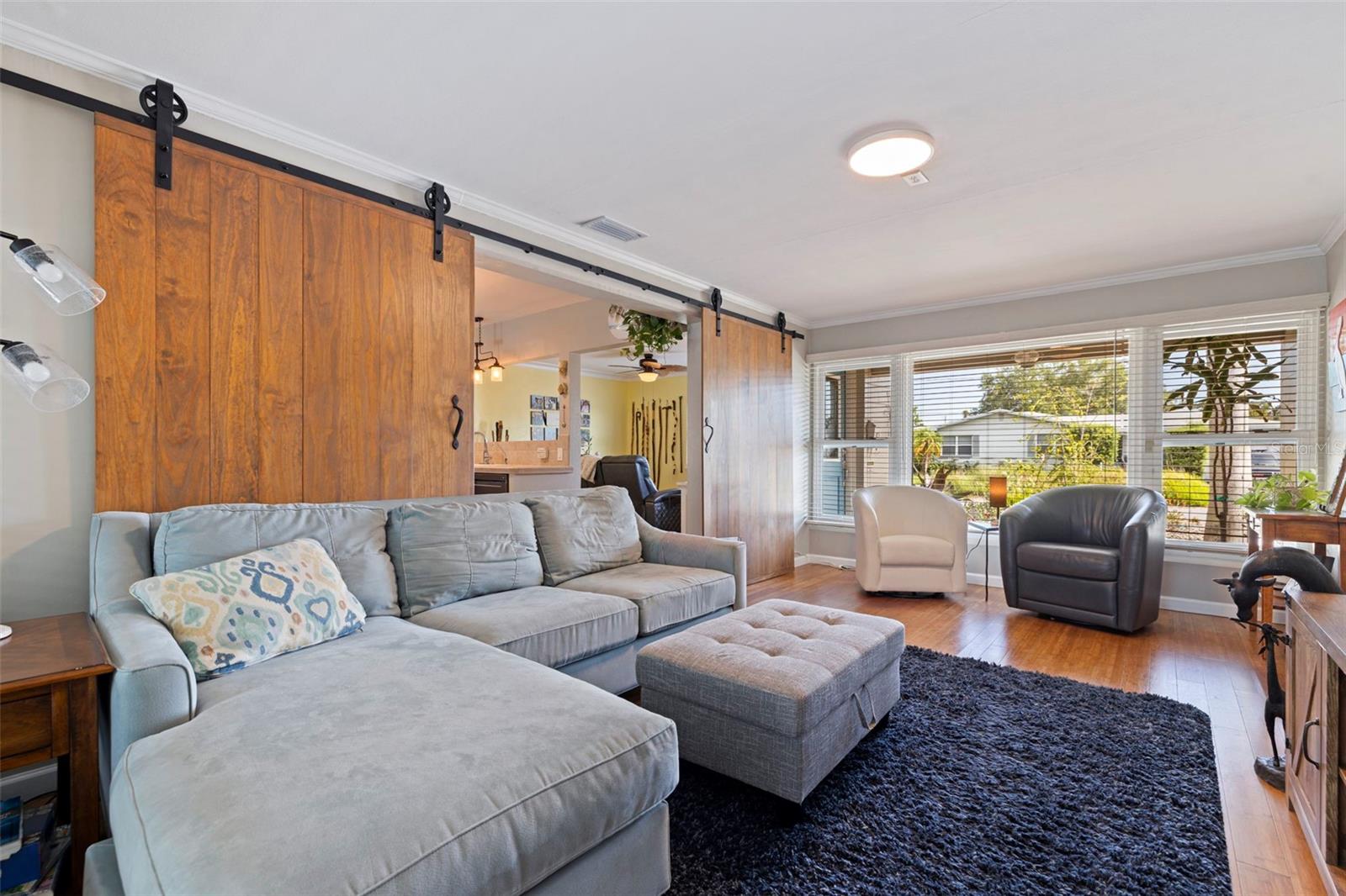 Image 22 of 37 For 3767 25th Avenue N