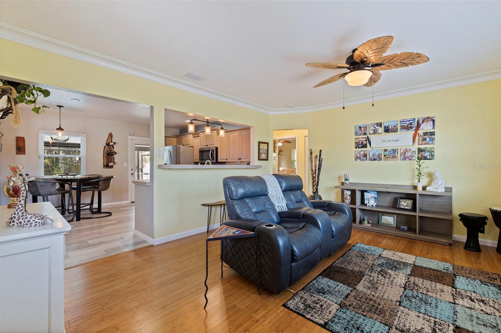 Image 4 of 37 For 3767 25th Avenue N
