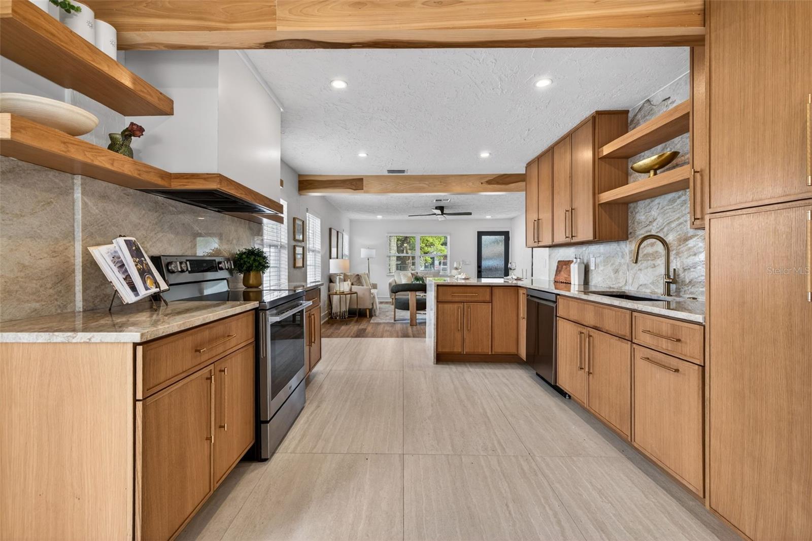 Image 15 of 36 For 861 45th Avenue N