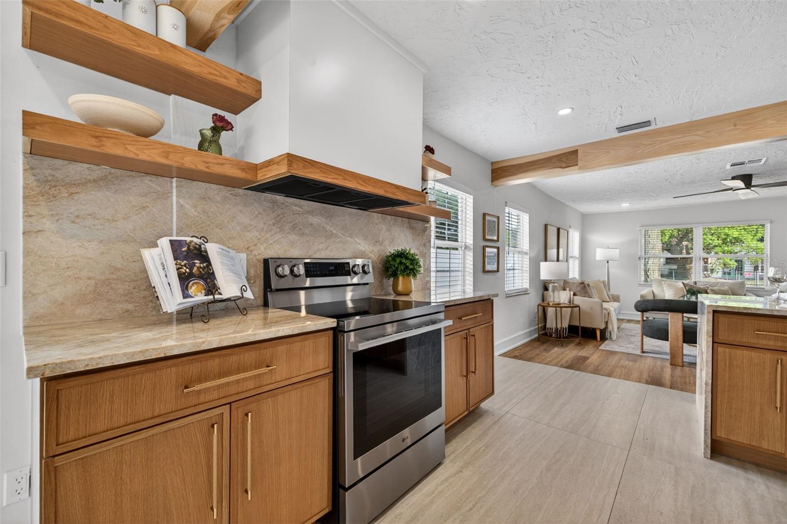 Image 16 of 36 For 861 45th Avenue N