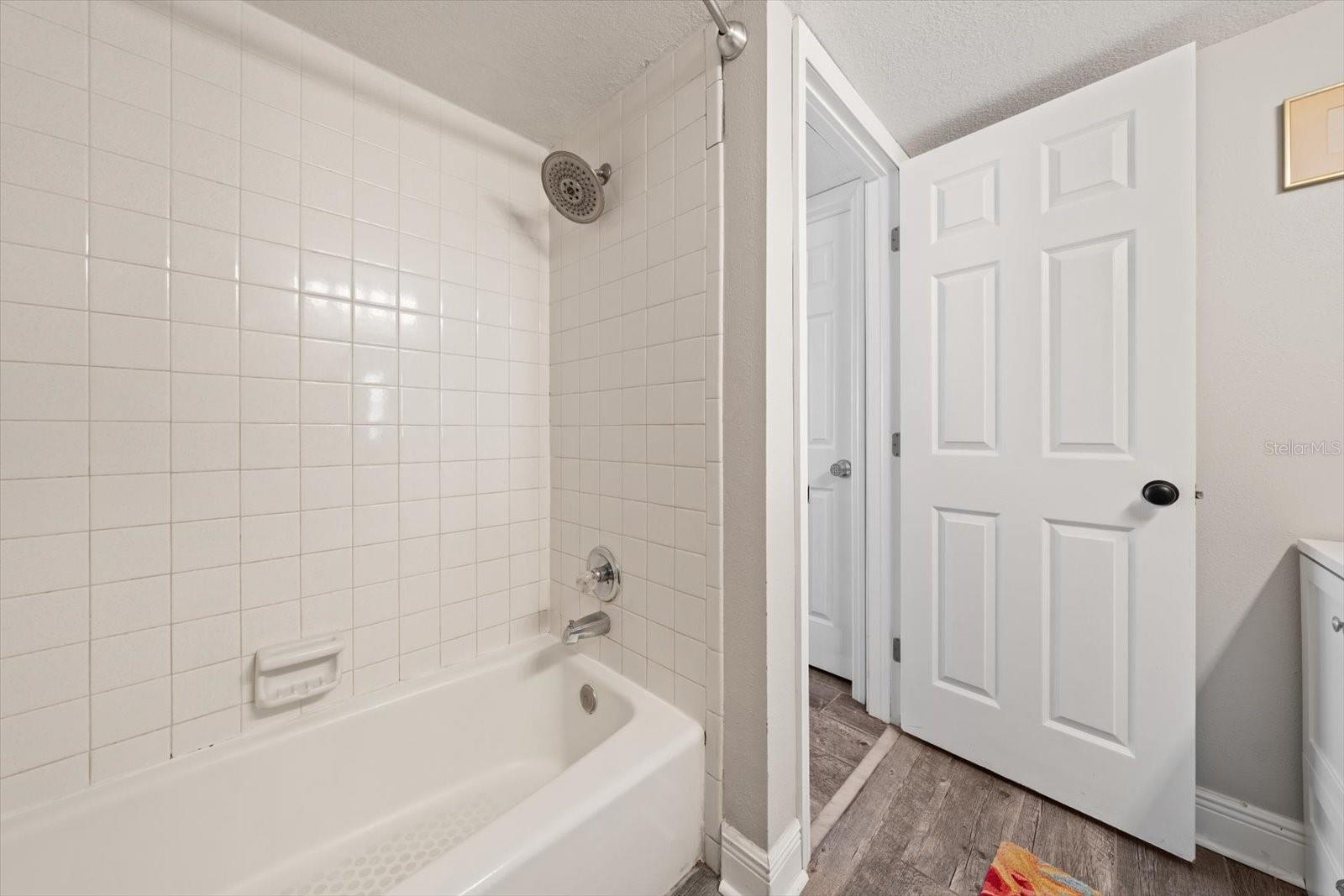 Image 16 of 51 For 12924 Gulf Boulevard 110