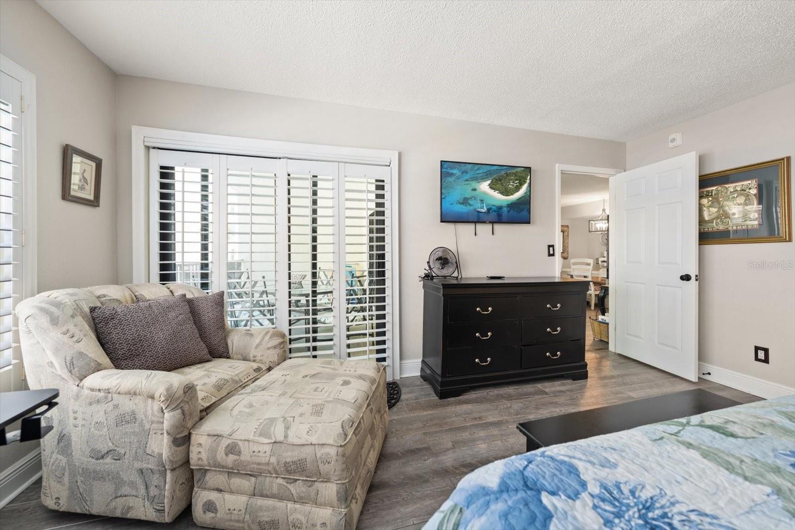 Image 19 of 51 For 12924 Gulf Boulevard 110