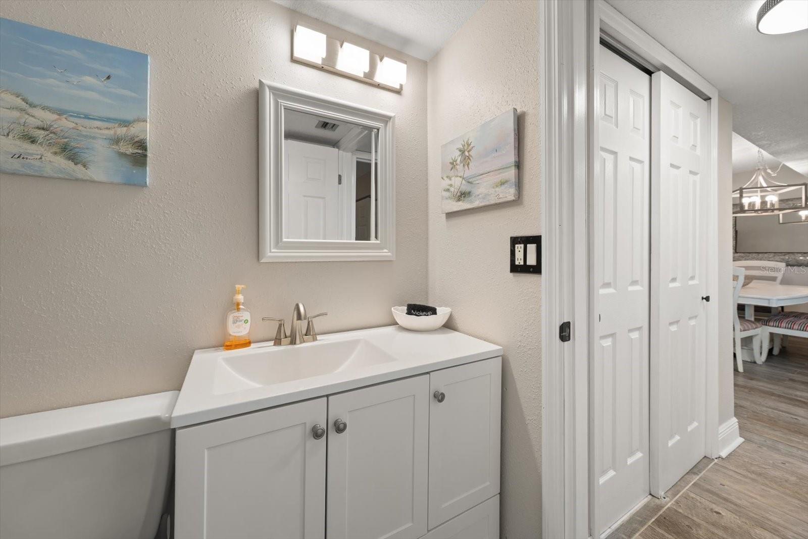 Image 23 of 51 For 12924 Gulf Boulevard 110