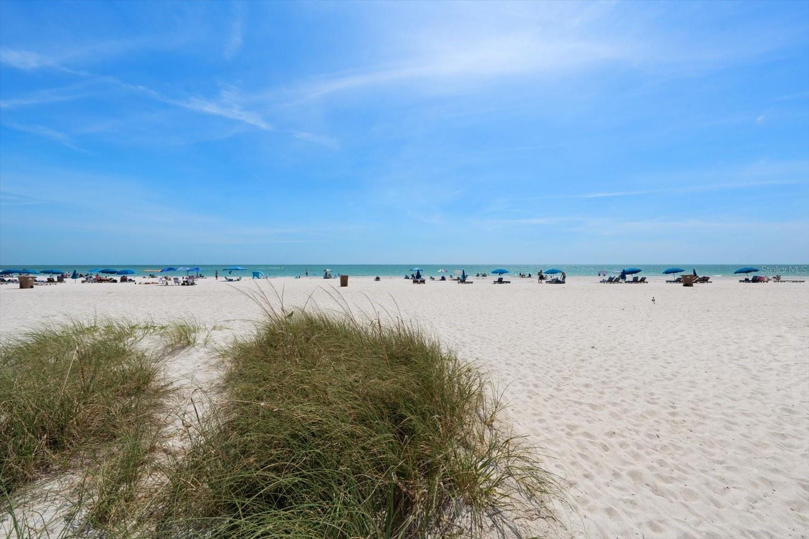 Image 29 of 51 For 12924 Gulf Boulevard 110