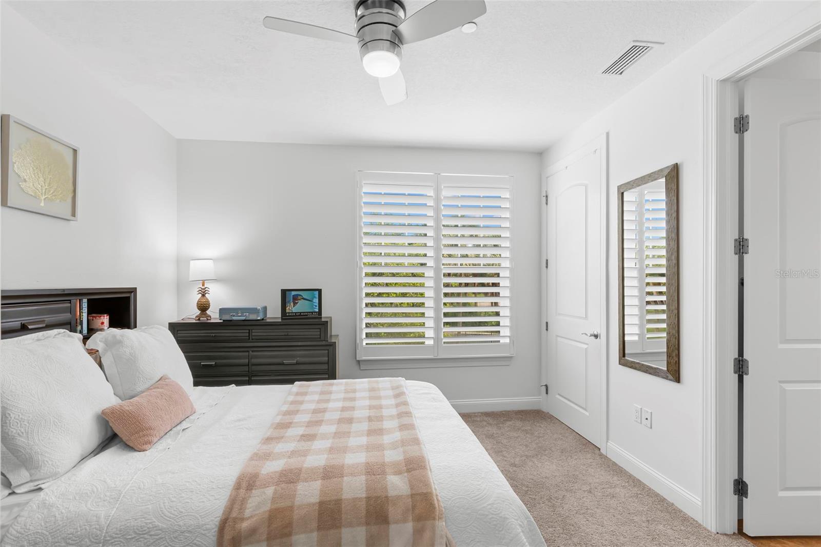 Image 35 of 64 For 6 Academy Way S 221
