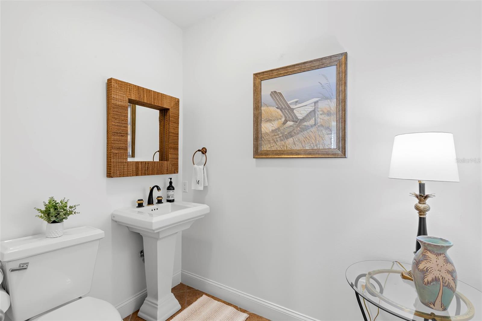 Image 39 of 64 For 6 Academy Way S 221