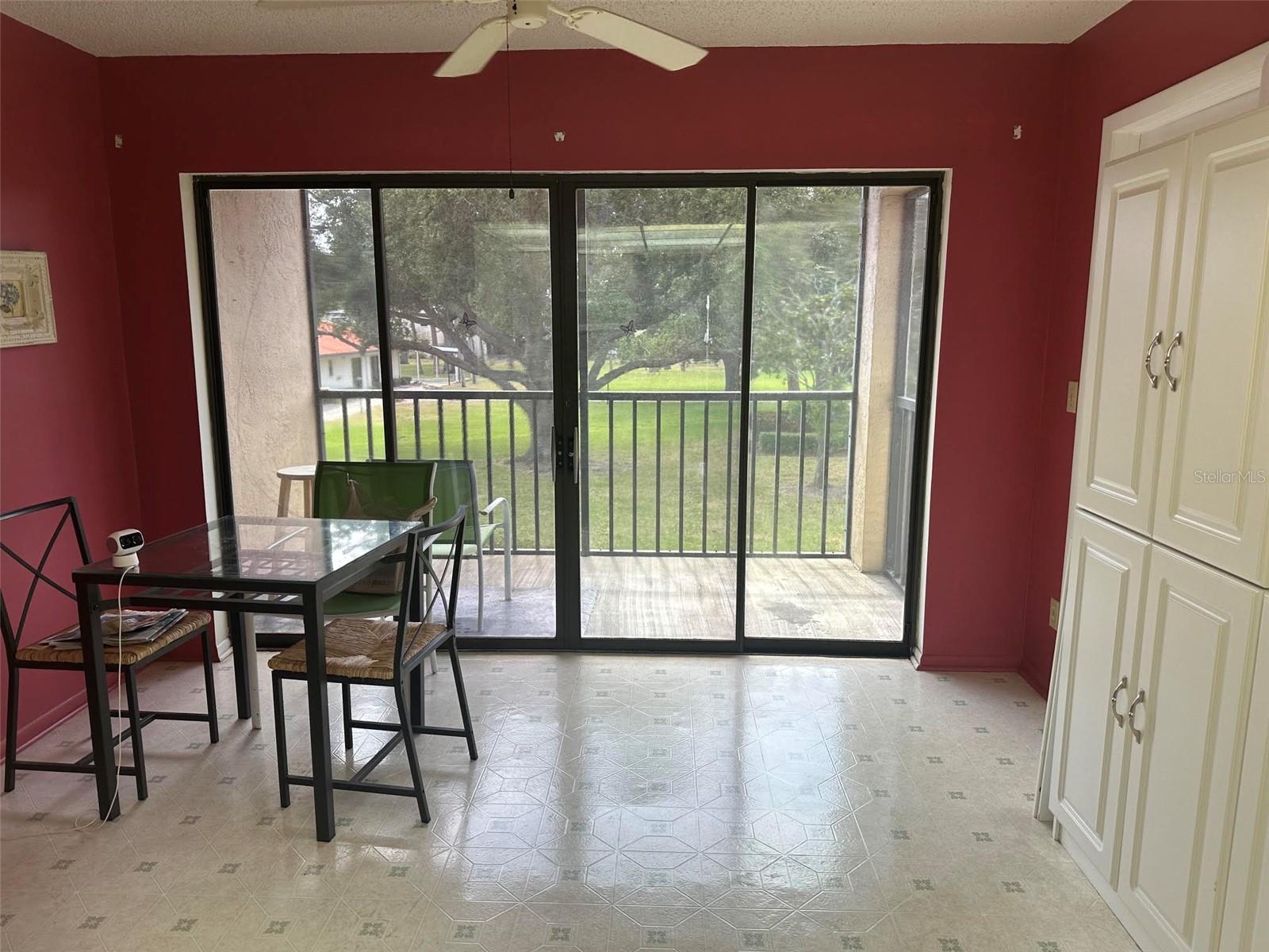 Image 4 of 13 For 5090 Bay Street Ne 220
